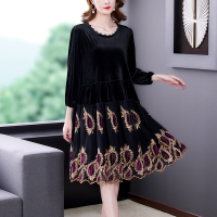 魅言魅语(MeiYanMeiYu)2021秋季新款宽松洋气遮肉连衣裙