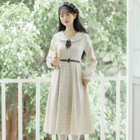 魅言魅语(MeiYanMeiYu)2021年秋季法式复古格子收腰高腰格子连衣裙
