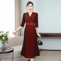 魅言魅语(MeiYanMeiYu)2021年秋季婚礼中年高贵红色结婚喜婆婆婚宴装妈妈连衣裙
