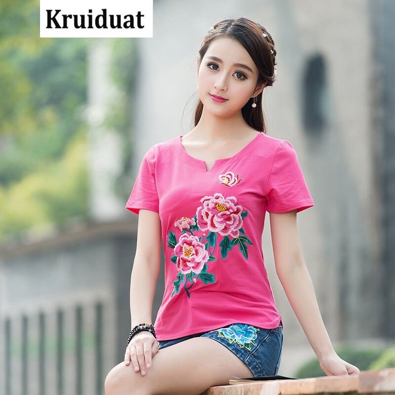 Kruidvat2017新款V领修身短款民族风牡丹蝴蝶绣花短袖T恤B078