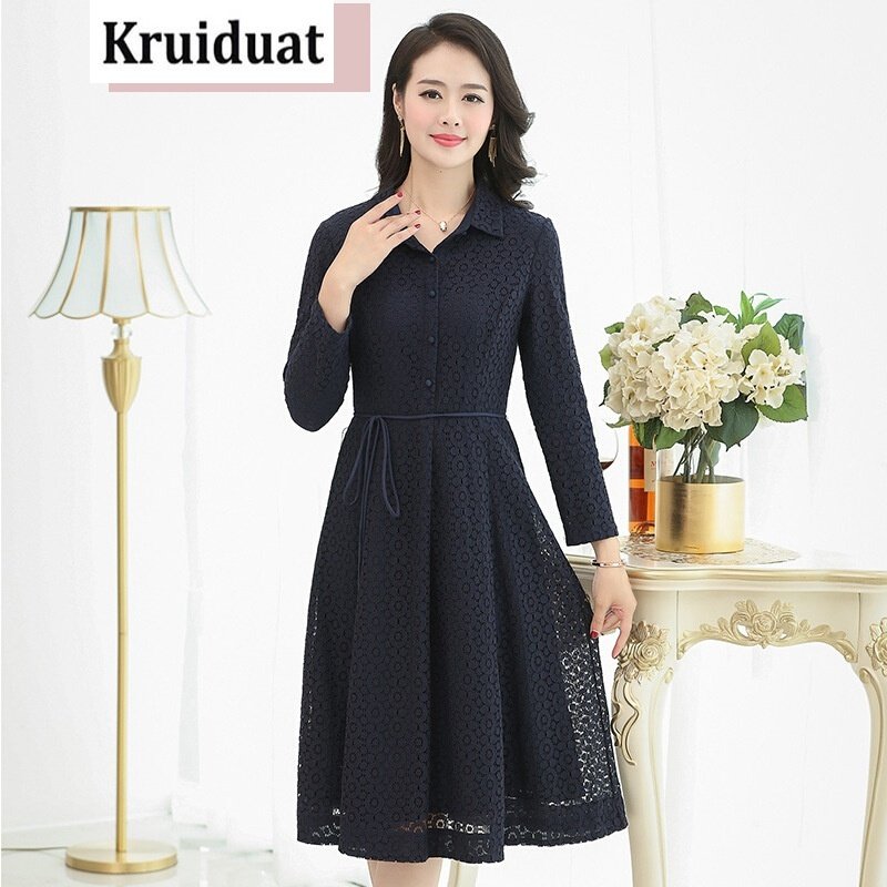 奈琴尔2017秋翻领长袖蕾丝连衣裙