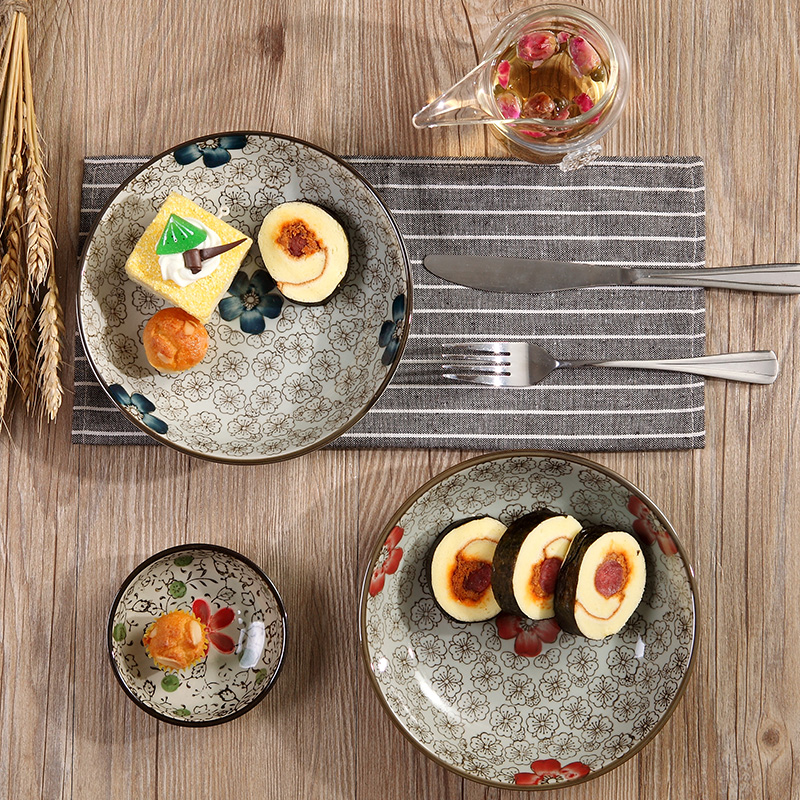 瓷物语16头日式和风釉下彩 碗盘碟勺米饭碗 汤碗 饭盘 实用 套装 (大红花)