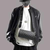 MKJ欧美时尚2023新款男士休闲单肩包日韩学院风潮流斜挎包新格子大学生日常街头小包新款