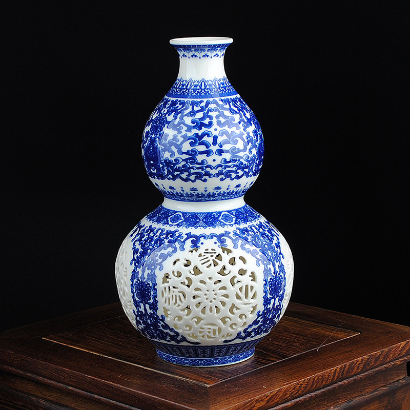 景德镇陶瓷青花瓷镂空葫芦花瓶现代家居装饰品摆件陶瓷工艺品摆件视频