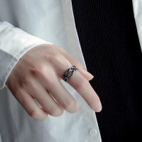 复古暗黑冷淡风藤蔓荆棘花戒指男女潮饰品个性小众设计镂空指环送女朋友老婆情人节七夕生日礼物