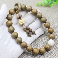 厂家直销绿檀木饰品提珠手持挂件菩提佛珠念珠莲花吊坠跑环黄杨木送女朋友老婆情人节七夕生日礼物
