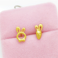 仿黄金沙金耳钉兔子萝卜不对称耳钉女 防过敏小巧可爱镀24K金耳环送女朋友老婆情人节七夕生日礼物