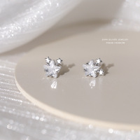 S999纯银闪锆星星耳钉女韩国高级感甜美小红书轻奢足银耳饰送女朋友老婆情人节七夕生日礼物
