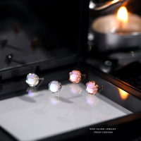 S925纯银玫瑰金蛋面月光石耳钉迷你可爱气质圆形耳饰新款一件代发送女朋友老婆情人节七夕生日礼物