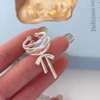 S925纯银白丝带蝴蝶结戒指女小众设计感甜美风开扣可调节指环批发送女朋友老婆情人节七夕生日礼物