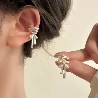 s925纯银流苏蝴蝶结无耳洞耳钉女气质小众耳骨夹独特设计耳饰批发送女朋友老婆情人节七夕生日礼物