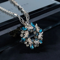 复古精致蓝色水晶花朵项链端庄大气轻奢毛衣链小众时尚百搭配饰送女朋友老婆情人节七夕生日礼物