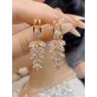 小众设计微镶钻叶子流苏耳坠气质轻奢锆石树叶耳环高级感重工耳饰送女朋友老婆情人节七夕生日礼物