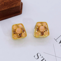 气质红色镶钻猫眼石几何耳扣轻奢小众设计感耳环时尚洋气百搭耳饰送女朋友老婆情人节七夕生日礼物