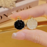 时尚百搭黑白双面耳扣耳环2025新款韩小香风精致简约气质耳环耳饰送女朋友老婆情人节七夕生日礼物