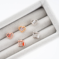 jda韩国进口耳环迷你缕空方形爱心镶钻小巧耳骨钉旋转堵拧的单送女朋友老婆情人节七夕生日礼物