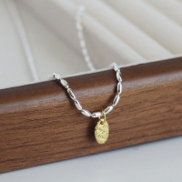 S925纯银米粒字母项链某书同款撞色椭圆金叶子锁骨链女亮色银链子送女朋友老婆情人节七夕生日礼物