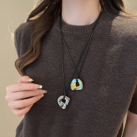 极简抽象镂空几何吊坠毛衣链女2024新款凹造型长款卫衣项链配饰送女朋友老婆情人节七夕生日礼物