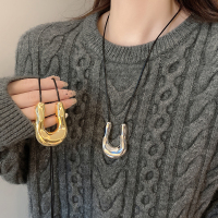 不规则U形吊坠长款项链精致轻奢气质锁骨链个性创意设计感毛衣链送女朋友老婆情人节七夕生日礼物