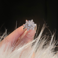 轻奢锆石雪花戒指女2024新款小众设计感食指戒百搭高级可调节指环送女朋友老婆情人节七夕生日礼物