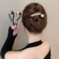轻奢水钻珍珠一字抓夹女2024年新款高级感扭扭发夹后脑勺鲨鱼夹送女朋友老婆情人节七夕生日礼物
