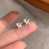 纯银锆石蝴蝶耳钉女小众设计感森系养耳洞适合夏天的耳环甜美送女朋友老婆情人节七夕生日礼物