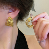 绕线C形耳环小众设计感高级耳饰女轻奢耳圈港风耳钉2023年新款潮送女朋友老婆情人节七夕生日礼物