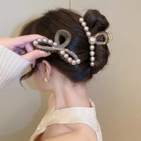秋冬亚克力咖色珍珠水钻抓夹女后脑勺盘发鲨鱼夹大号发夹发卡头饰送女朋友老婆情人节七夕生日礼物