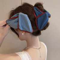 2025新款撞色牛仔三角抓夹女高级感韩系鲨鱼夹后脑勺盘发夹子头饰送女朋友老婆情人节七夕生日礼物