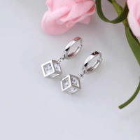 s925银针魔方耳环女日韩气质个性耳扣简约小众设计感冷淡风耳饰送女朋友老婆情人节七夕生日礼物