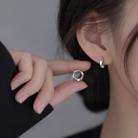 s925银针莫比乌斯素圈耳扣女轻奢小众设计耳环耳圈耳骨环新款耳饰送女朋友老婆情人节七夕生日礼物