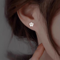 s925银针小樱花耳钉女日韩甜美小清新耳环春天时尚文艺简约耳饰送女朋友老婆情人节七夕生日礼物