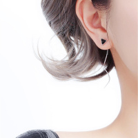 s925纯银黑色三角形耳线女简约气质波浪流苏耳坠高级感显脸瘦耳饰送女朋友老婆情人节七夕生日礼物