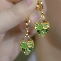 时尚绿色心形锆石耳饰百搭耳扣耳钉猫眼石气质精致洋气气质耳环女送女朋友老婆情人节七夕生日礼物