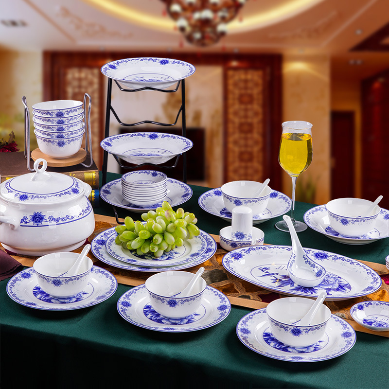 艺锦蓝 景德镇陶瓷器中式青花瓷56头碗碟套装微波炉适用骨瓷餐宫廷煲