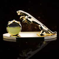 金免贝贝jintubeib运势如牛汽车香水座高档除异味香水饰品摆件车载车内用品汽车香薰