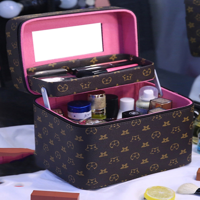 闪电客化妆包女便携式大容量超火ins高级感化妆品收纳盒箱
