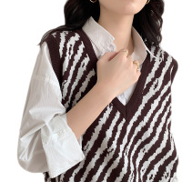 雅馨季马甲背心外套女秋装2021年新款宽松森系坎肩v领毛衣上衣