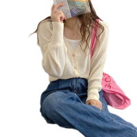 雅馨季2021早秋V领毛衣女韩版缇花开衫外套显瘦长袖针织衫女上衣