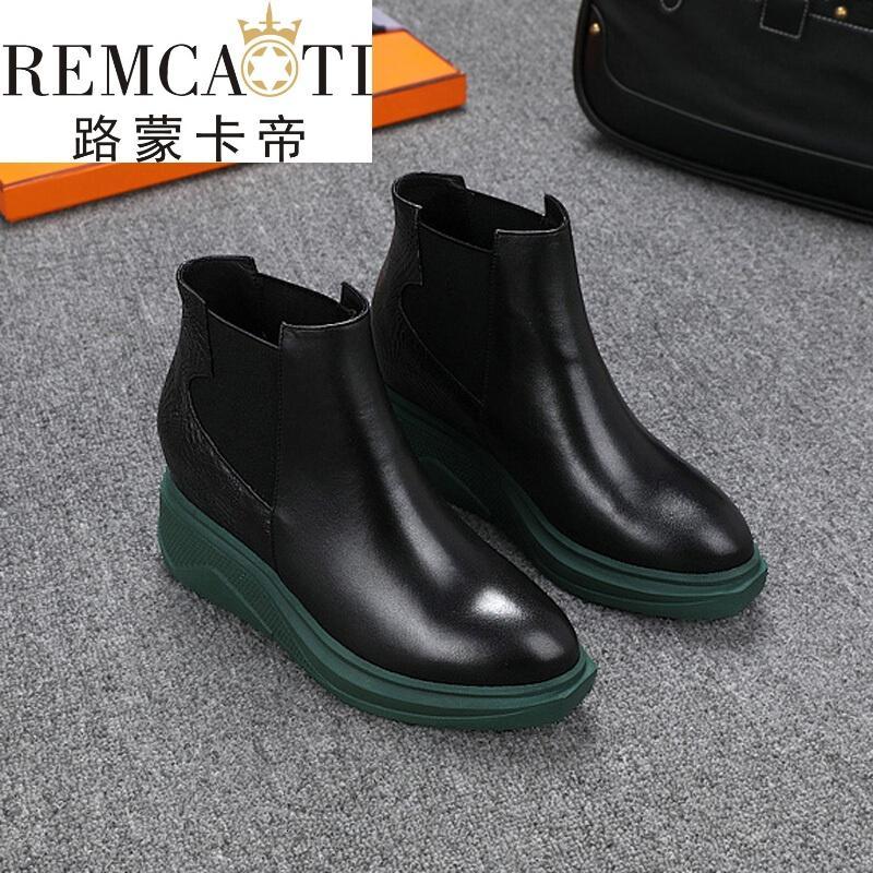 休闲鞋2017冬季新款真皮圆头松紧带内增高女鞋坡跟短靴英伦风女靴子潮
