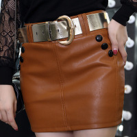 顺崇2018春春时尚女装新款百搭PU皮短裙半身裙包臀裙打钉送腰带