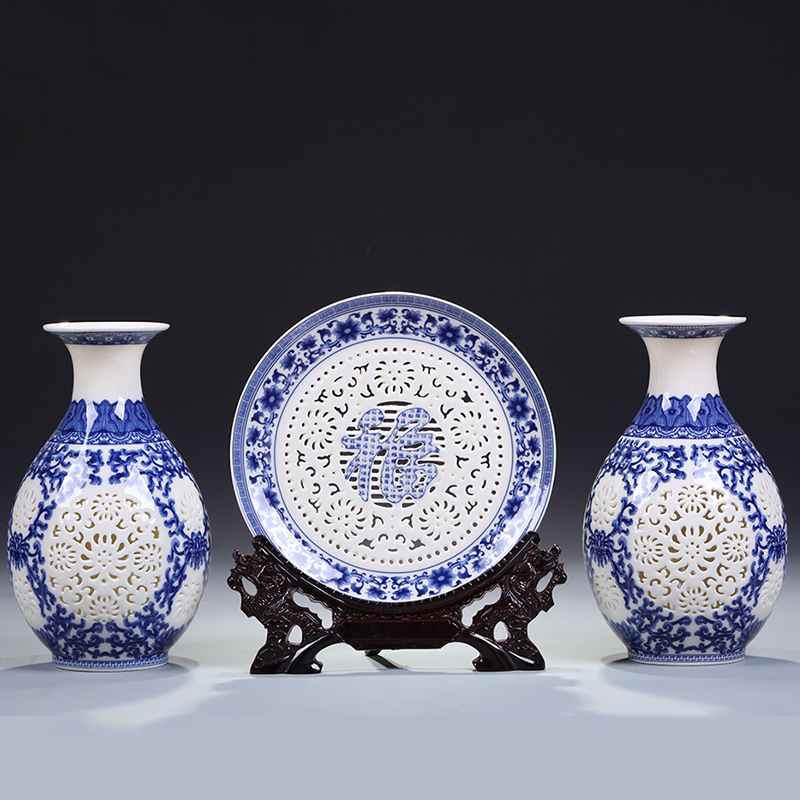 景德镇名瓷　花瓶　飾壺 明清古典收藏古玩！景德镇四方四大美人瓶惊艳全网！手工铸瓷花瓶太绝了