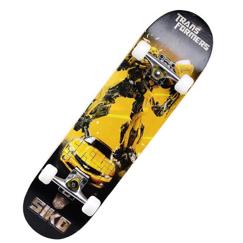 闪光四轮滑板双翘板公路刷街成人滑板儿童4轮专业枫木代步滑板车