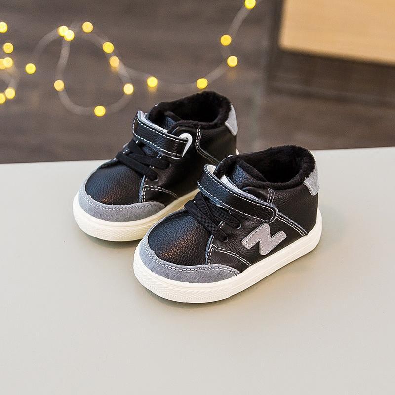 秋冬季宝宝运动鞋男小童板鞋0-1岁婴儿鞋女软底学步鞋加绒保暖棉