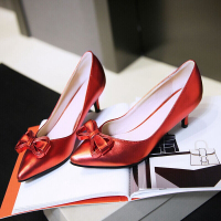 CAETIENT性感低跟浅口单鞋潮蝴蝶结时尚百搭尖头细跟韩版女单鞋工作鞋红色婚鞋
