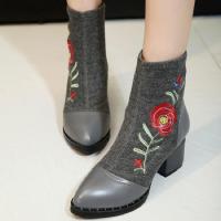 2017秋季款刺绣短靴真皮粗中跟尖头民族风复古绣花弹力靴女士鞋子