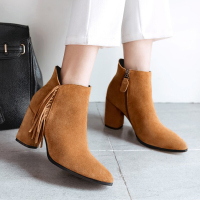 尖头粗跟短靴女式高跟秋冬百搭款流苏v口裸靴黑色磨砂皮马丁靴子