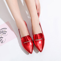 2017新款韩版百搭春季单鞋女平底粗跟时尚水晶跟尖头中口休闲女鞋