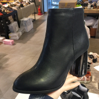 女鞋2017新款圆头简约后拉链粗高跟短靴纯色马丁靴单