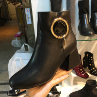 女鞋2017秋新款圆头金属环装饰侧拉链粗高跟短靴马丁靴